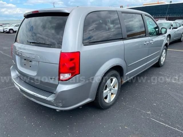 Used 2013 Dodge Grand Caravan SE FWD image 6