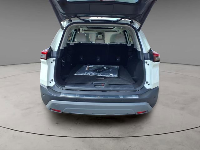 Used 2023 Nissan Rogue SV w/ SV Premium B Package image 8