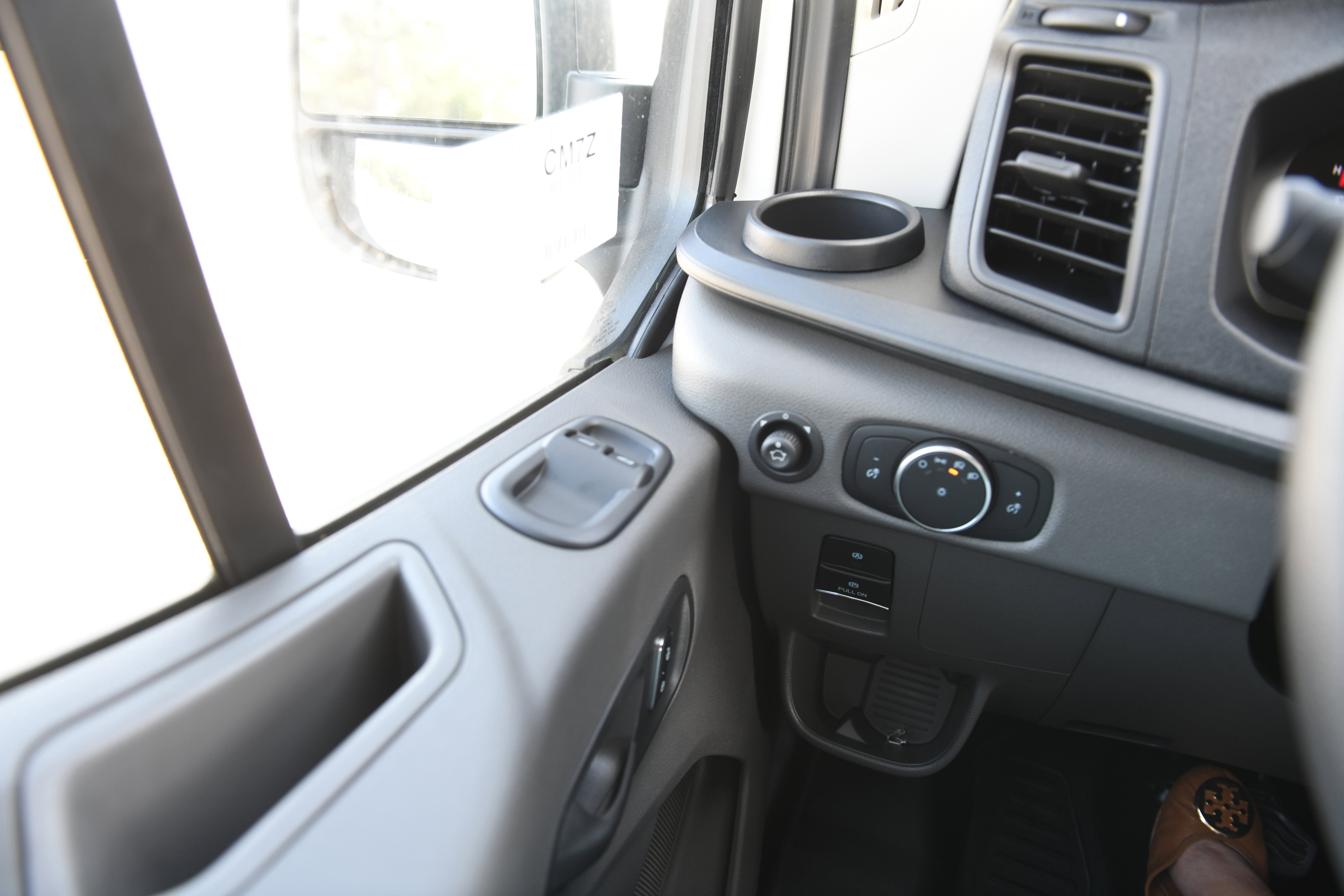 New 2026 Ford Transit 250 148 Medium Roof RWD image 20
