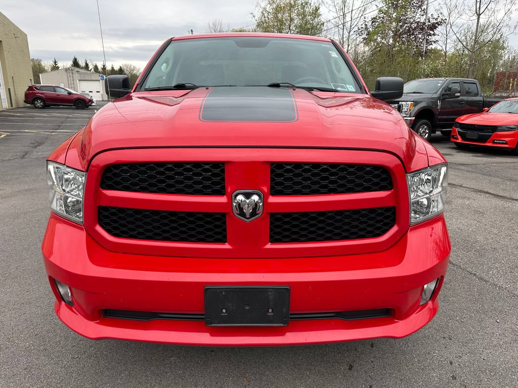 Certified 2018 RAM 1500 Express w/ Express Value Package AWD/4WD image 10