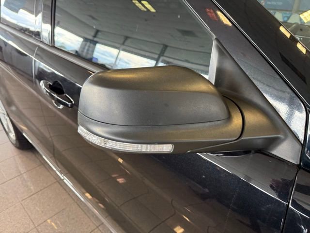 Used 2019 Ford Explorer XLT w/ Equipment Group 202A image 11