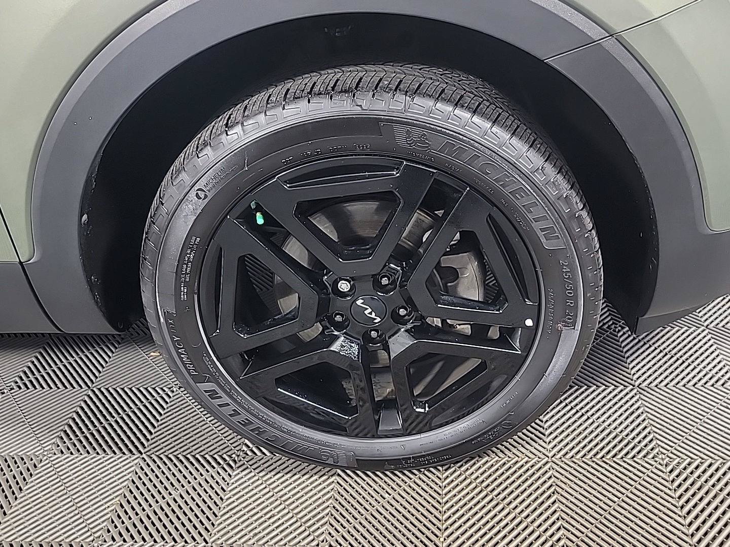 Certified 2024 Kia Telluride SX Prestige X-Line AWD/4WD image 3