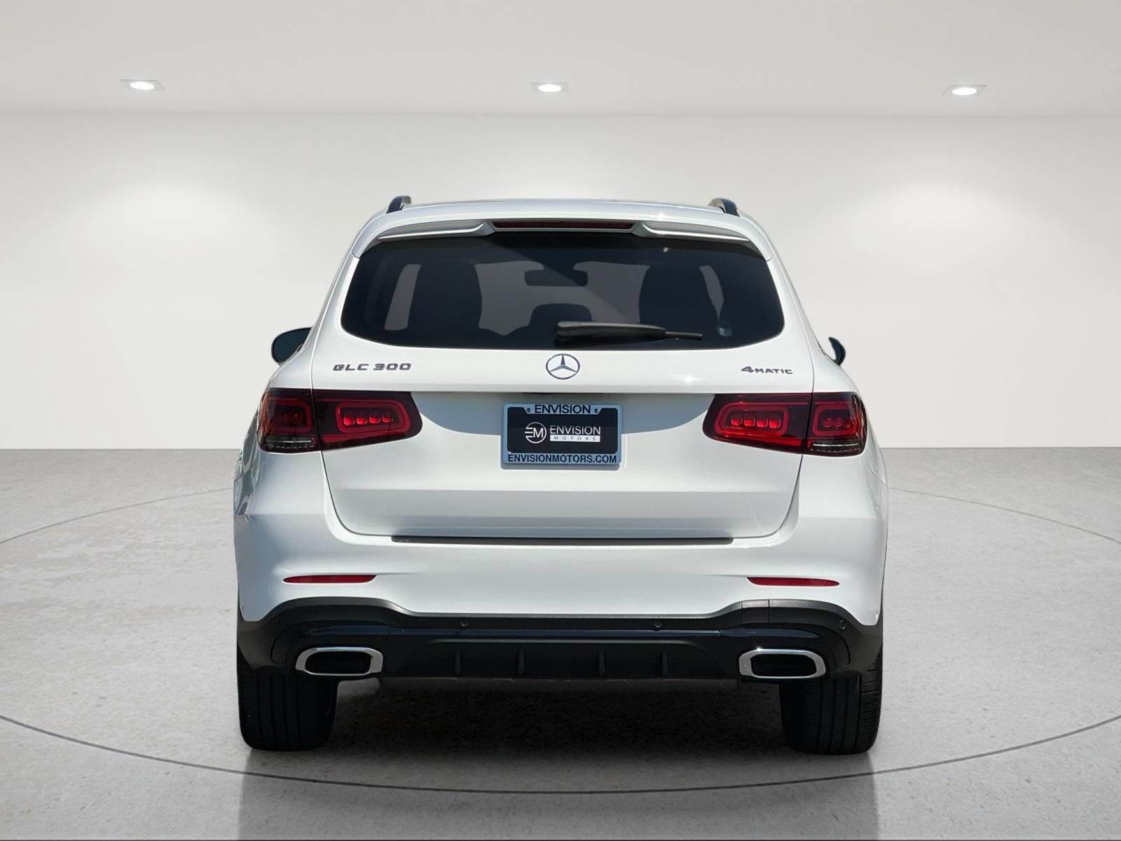 Used 2021 Mercedes-Benz GLC 300 4MATIC image 4