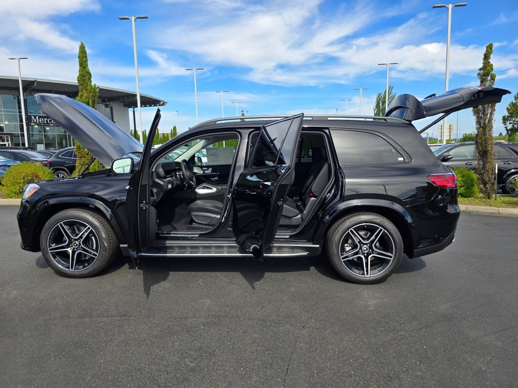 New 2026 Mercedes-Benz GLS 450 4MATIC image 12
