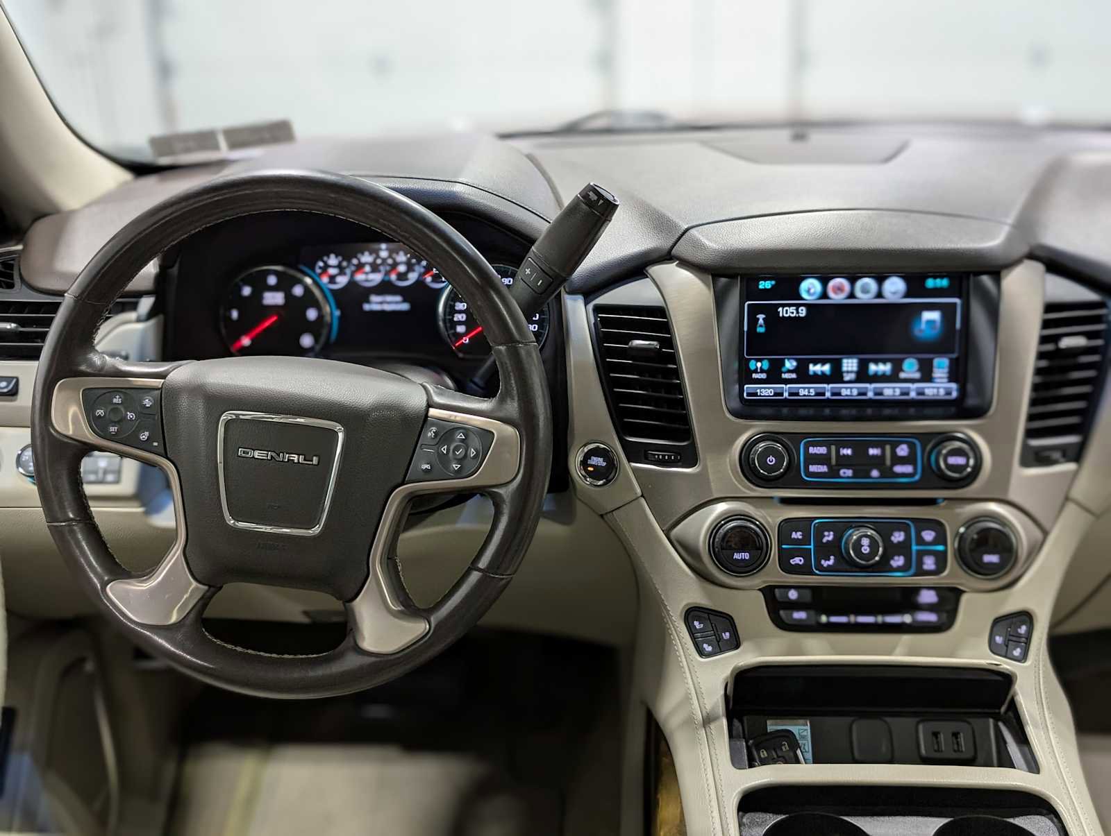 Certified 2017 GMC Yukon Denali image 6