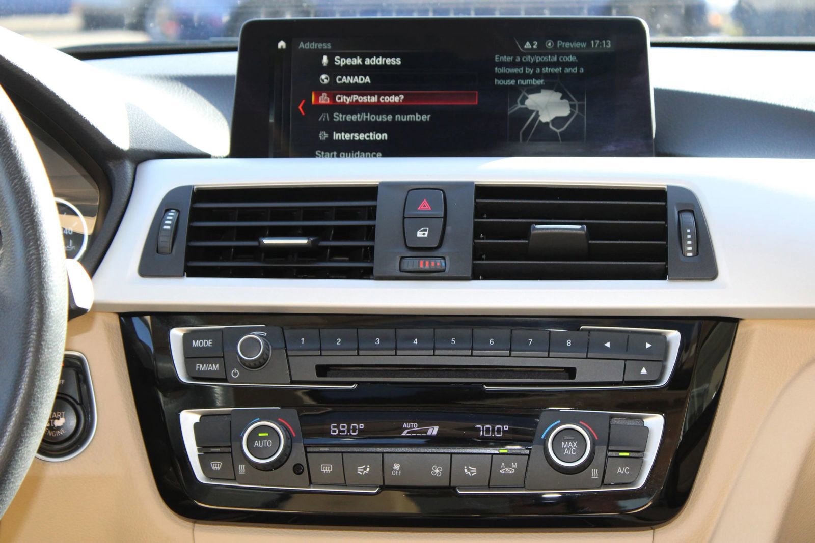 Used 2018 BMW 320i Sedan RWD image 21