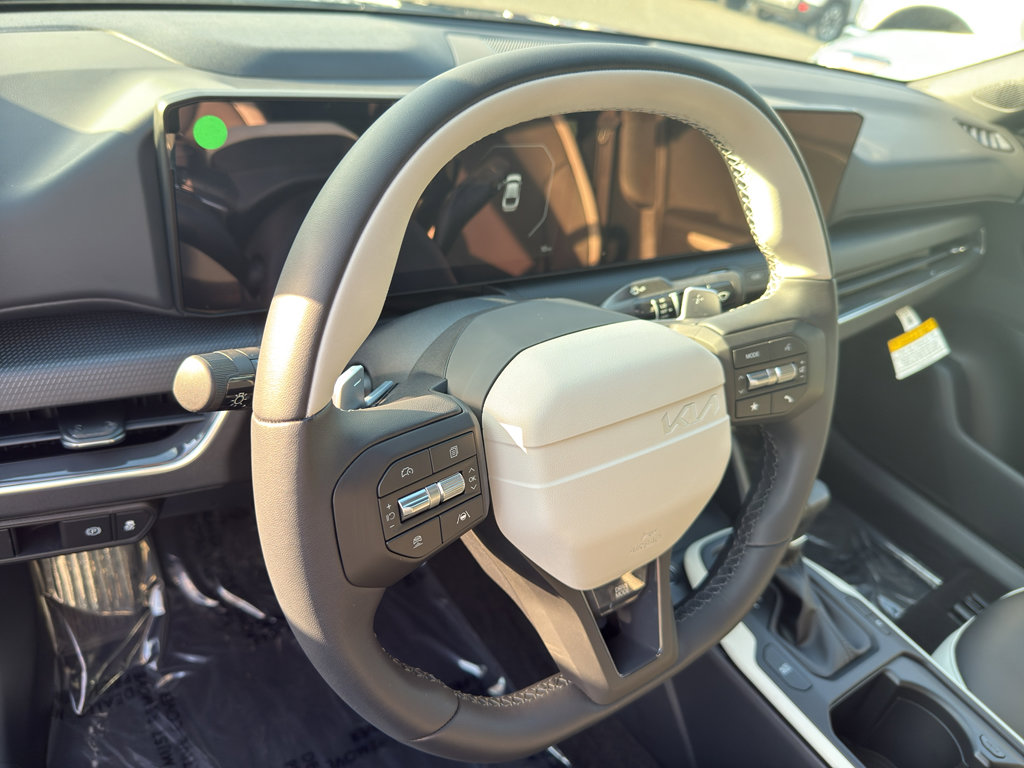 New 2025 Kia K4 GT-Line image 11