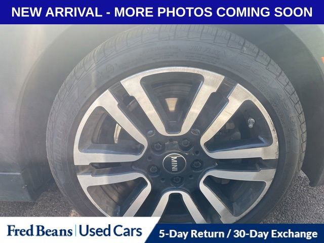 Used 2019 MINI Cooper S w/ Signature Upholstery Package FWD image 15