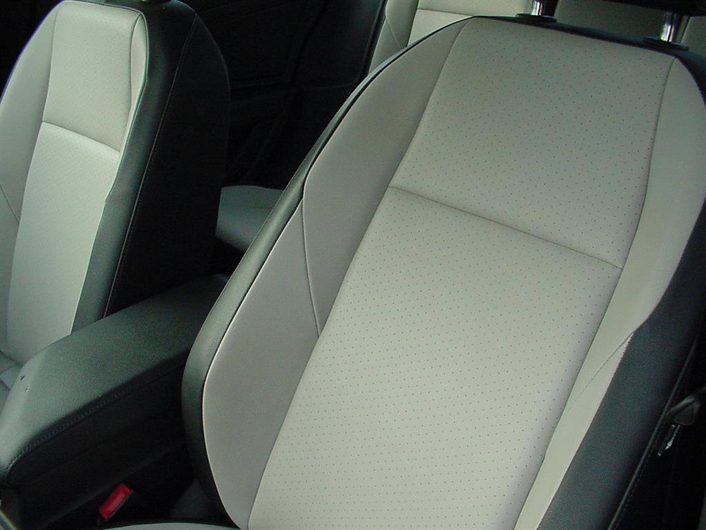 Used 2020 Volkswagen Jetta R-Line w/ R-Line Cold Weather Package image 14