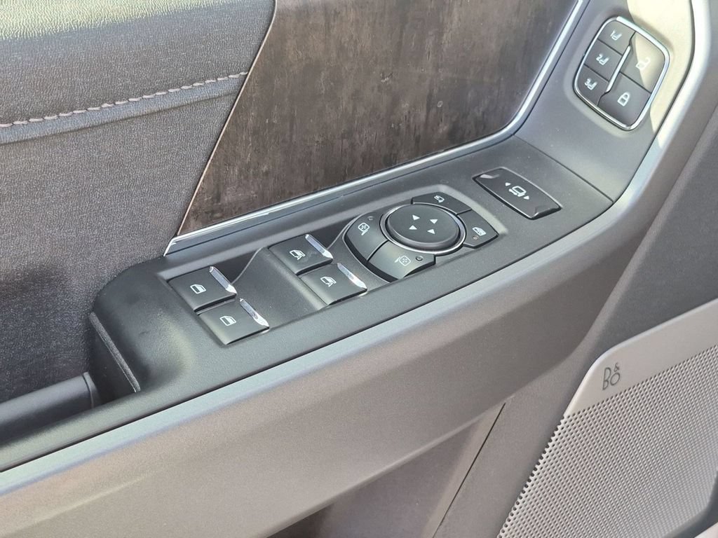 New 2026 Ford F250 Lariat w/ Lariat Premium Package AWD/4WD image 11