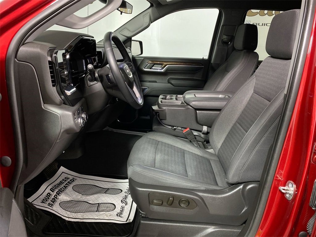 Used 2023 GMC Sierra 1500 Elevation image 11