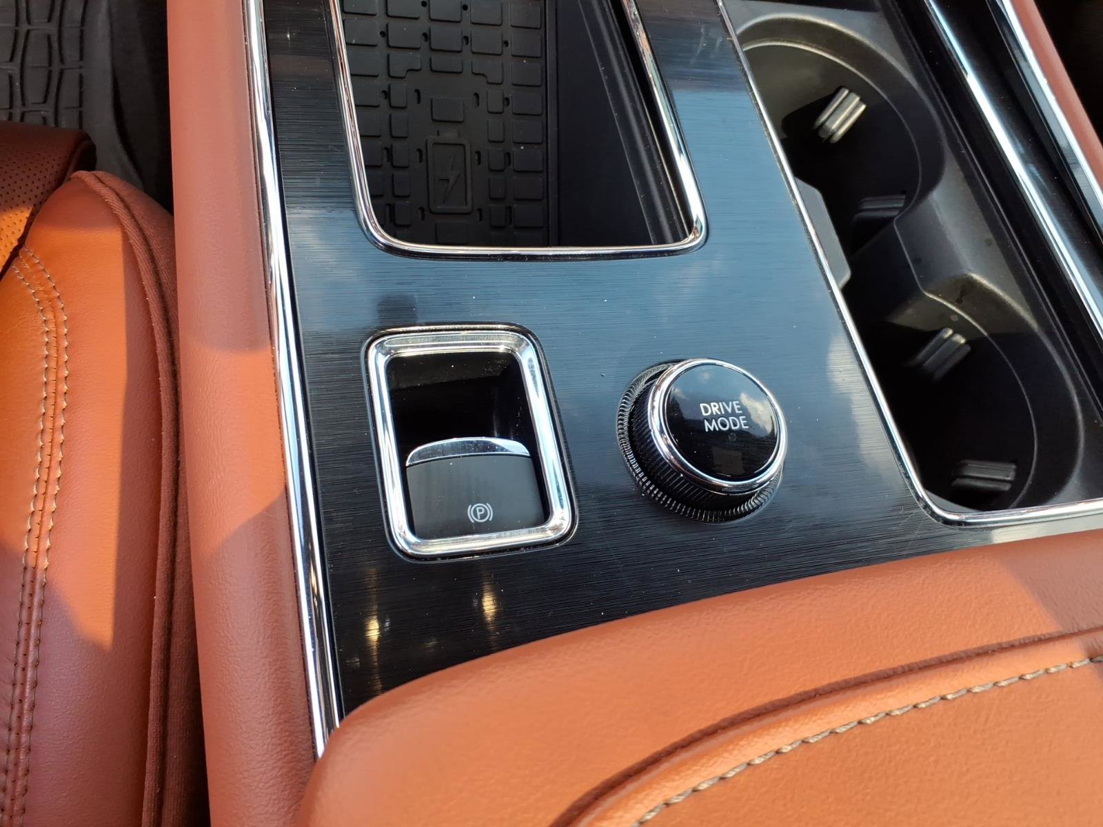 Used 2025 Lincoln Aviator Reserve w/ Luxury Package image 18