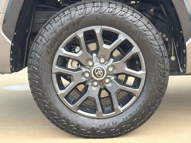 Used 2023 Toyota Tundra Platinum RWD image 9
