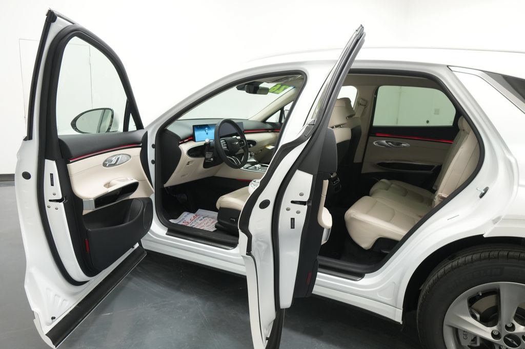 New 2026 Genesis GV70 2.5T AWD/4WD image 19