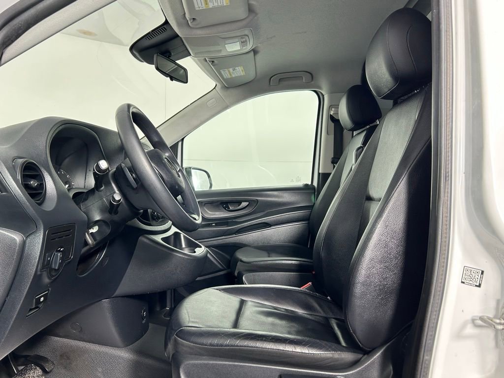 Used 2017 Mercedes-Benz Metris image 21