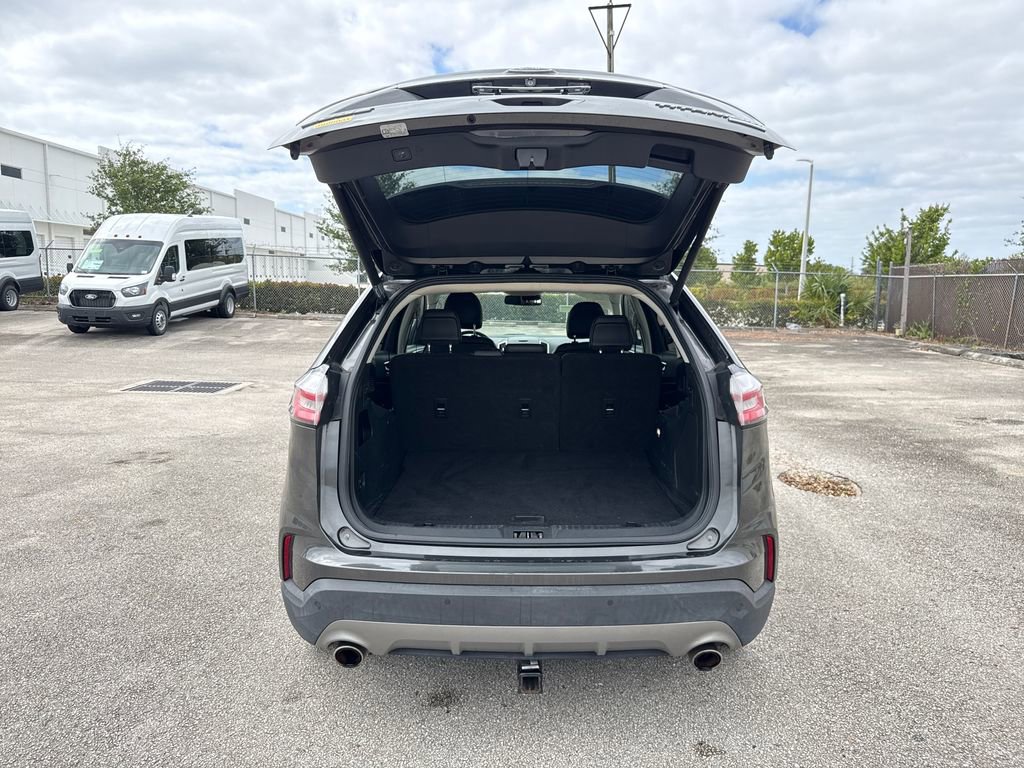 Certified 2019 Ford Edge Titanium image 27