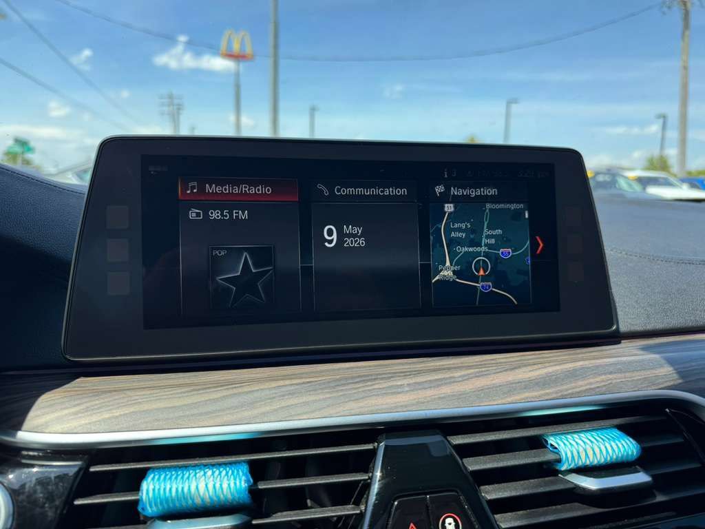 Used 2018 BMW 540i xDrive AWD/4WD image 29