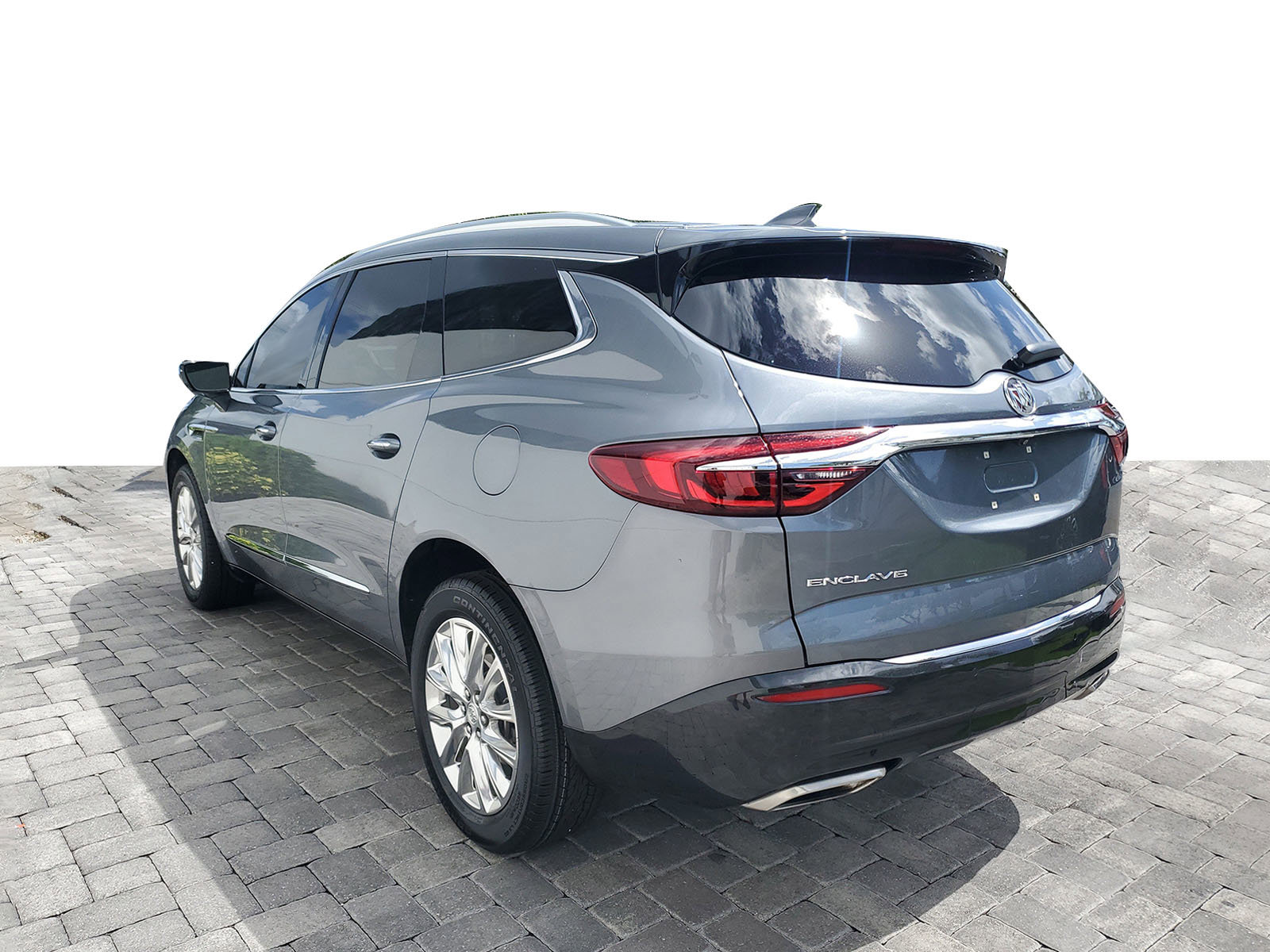 Used 2021 Buick Enclave Premium w/ Sun and Sites Package image 4