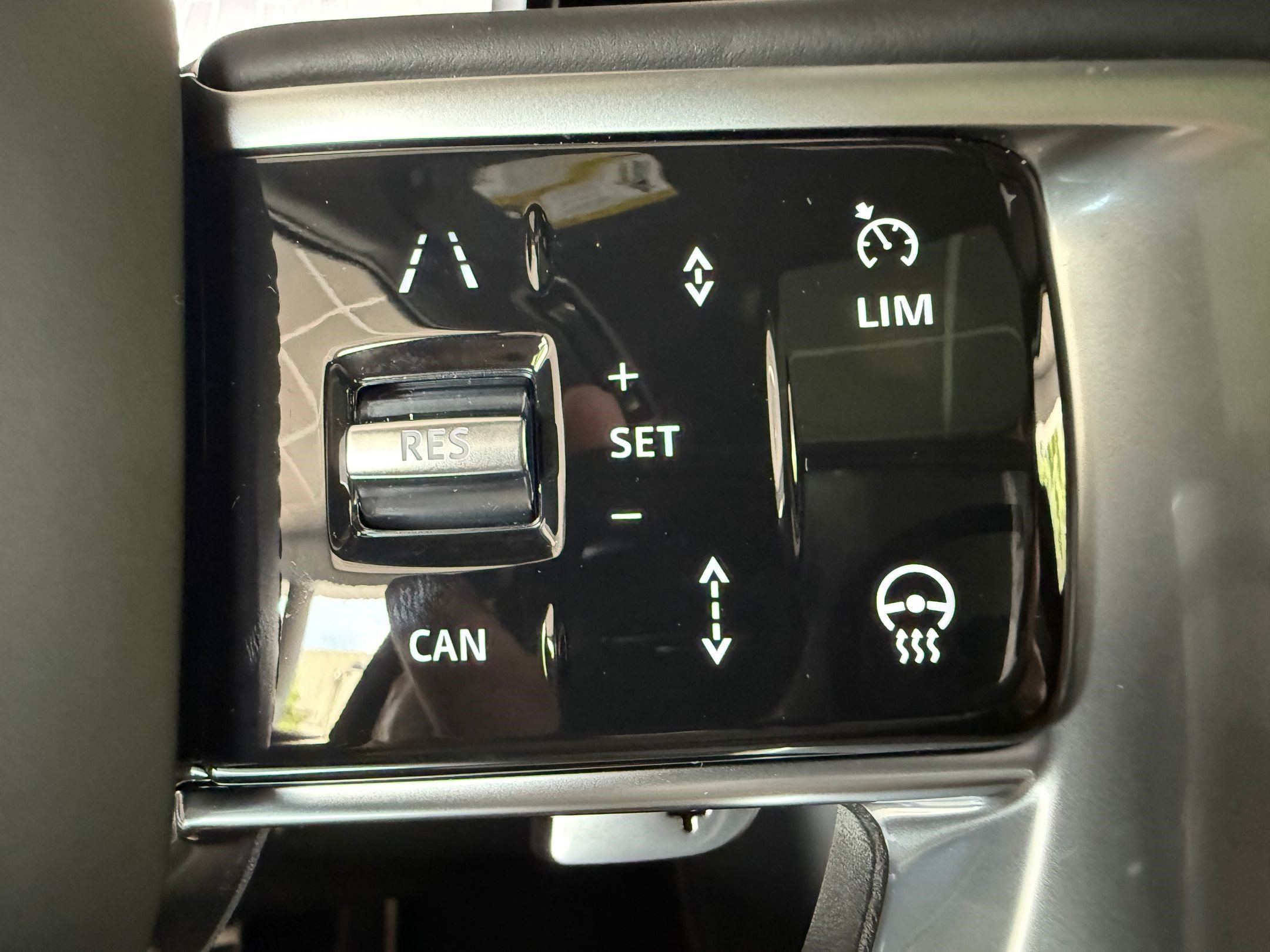 New 2026 Land Rover Range Rover SE AWD/4WD image 28