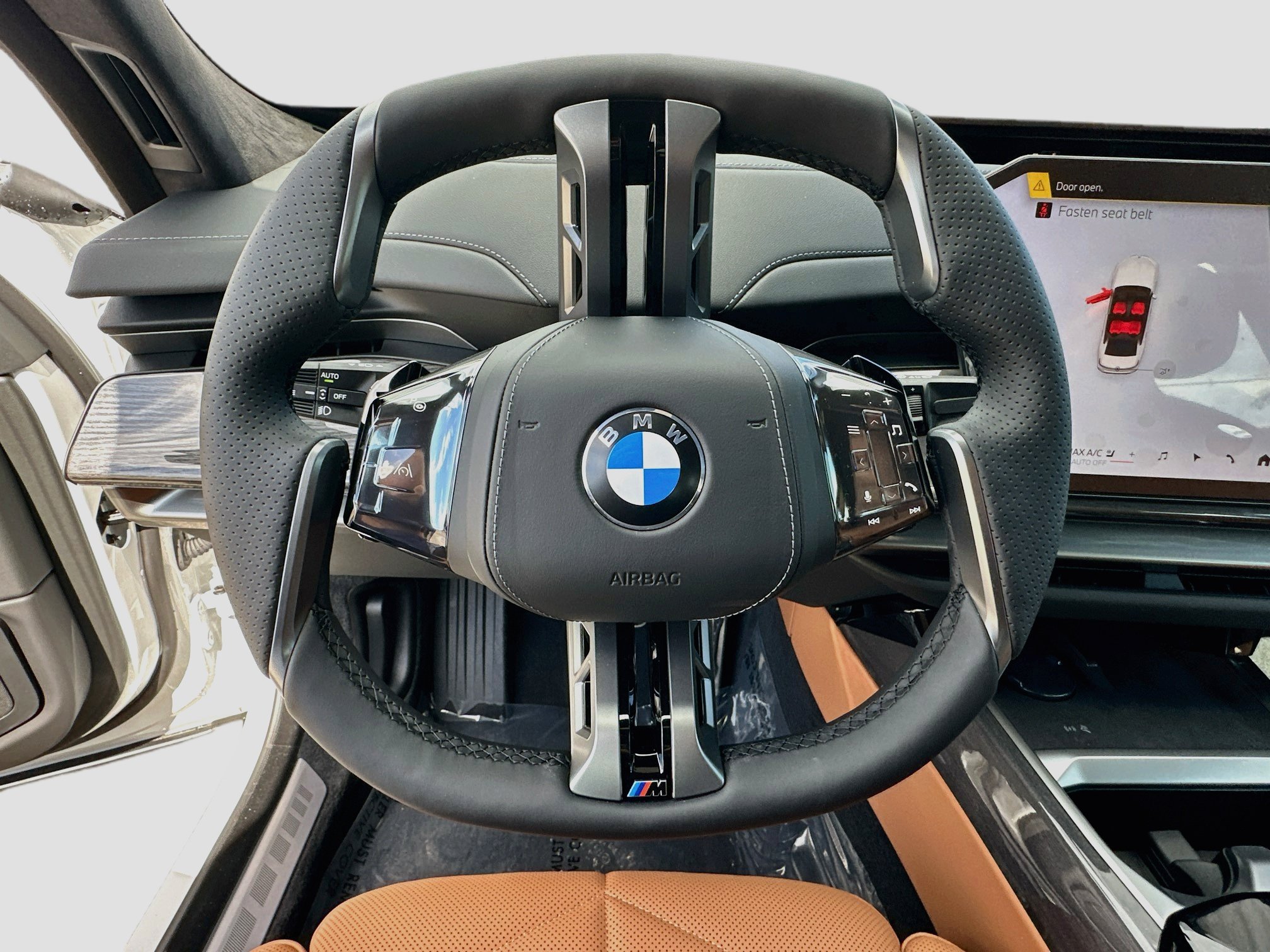 New 2027 BMW 740i w/ M Sport Package RWD image 8