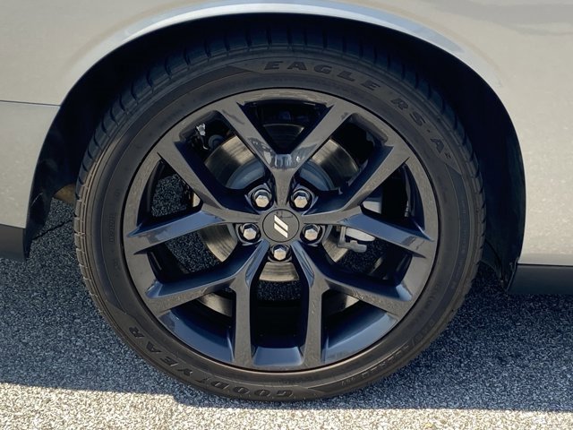 Certified 2023 Dodge Challenger R/T w/ Blacktop Package image 26