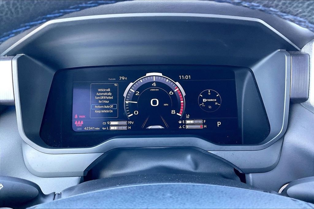 Used 2022 Toyota Tundra Platinum image 12