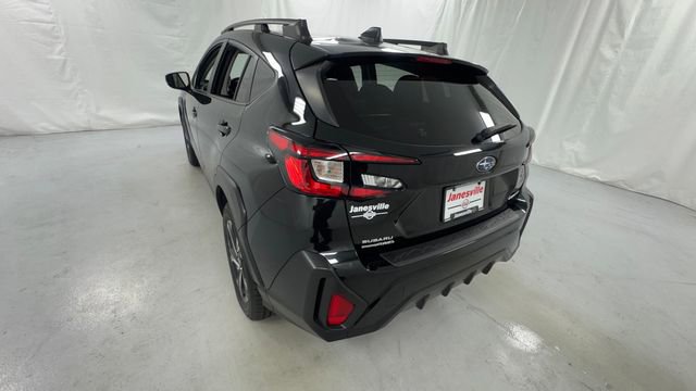 Used 2024 Subaru Crosstrek 2.0i Premium AWD/4WD image 5