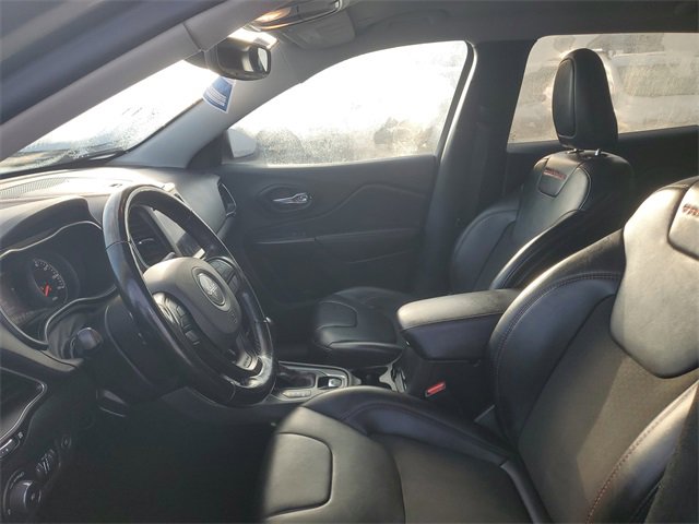 Used 2021 Jeep Cherokee Trailhawk w/ Comfort & Convenience Group image 18