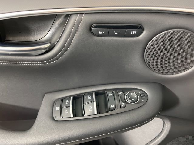 Used 2025 INFINITI QX55 Luxe w/ Cargo Package image 31