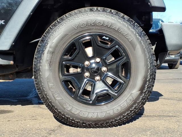 Certified 2018 Jeep Wrangler Unlimited Sport image 9