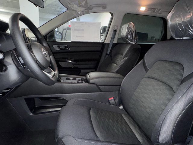 New 2025 Nissan Pathfinder S image 20