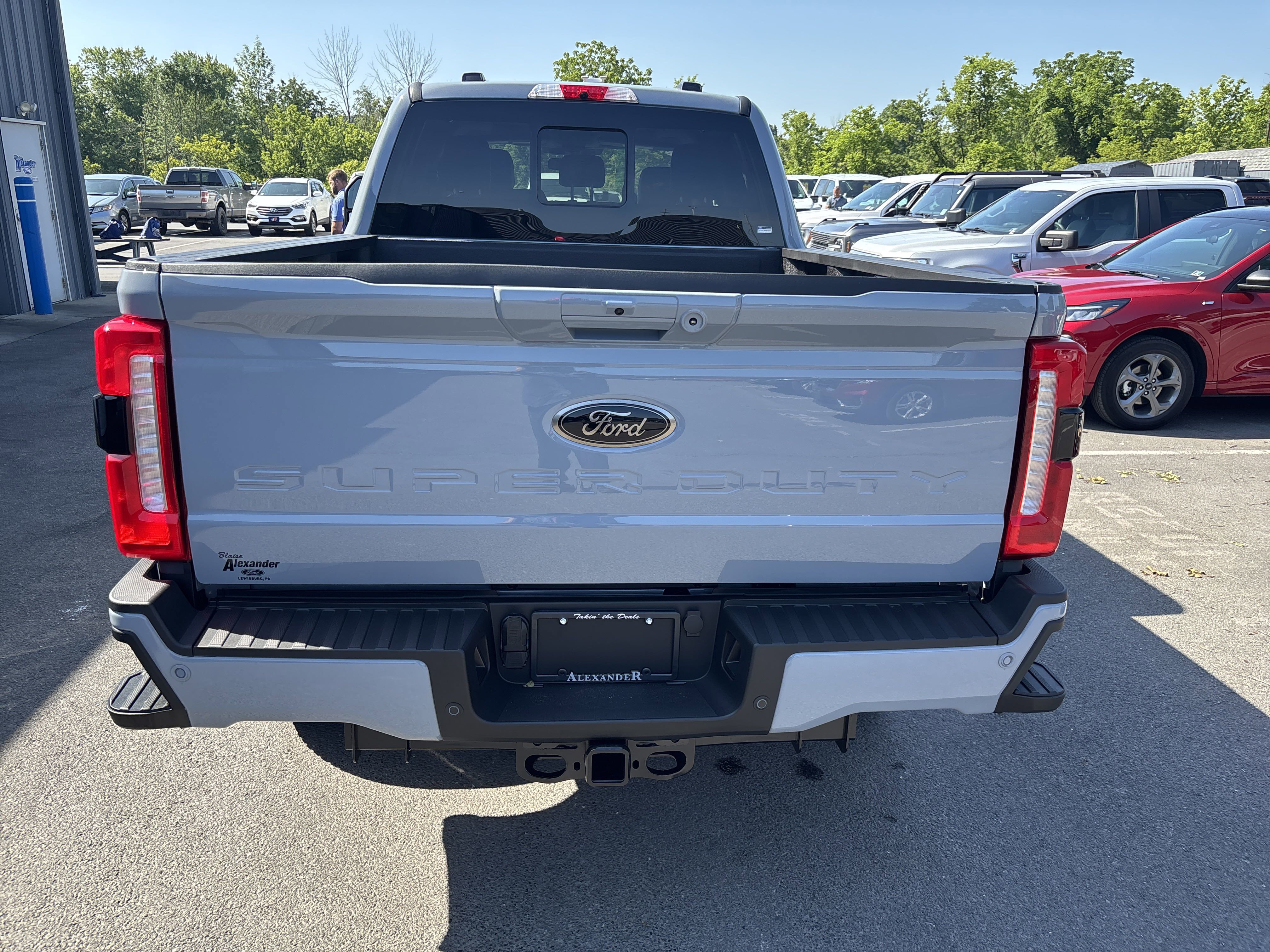New 2025 Ford F250 Lariat w/ Lariat Ultimate Package video 4