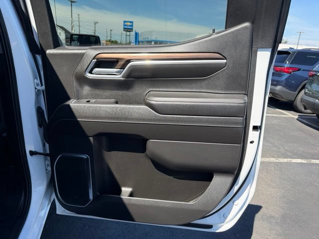 Certified 2022 Chevrolet Silverado 1500 LT AWD/4WD image 11