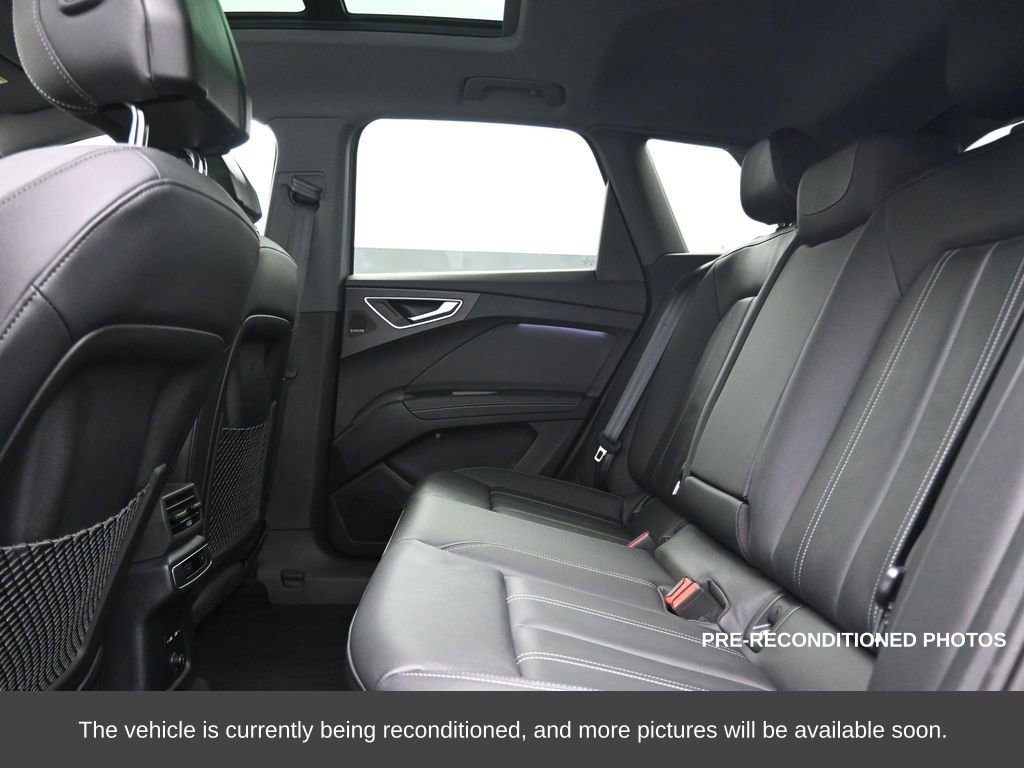 Used 2024 Audi Q4 e-tron Prestige w/ Black Optic Package image 18