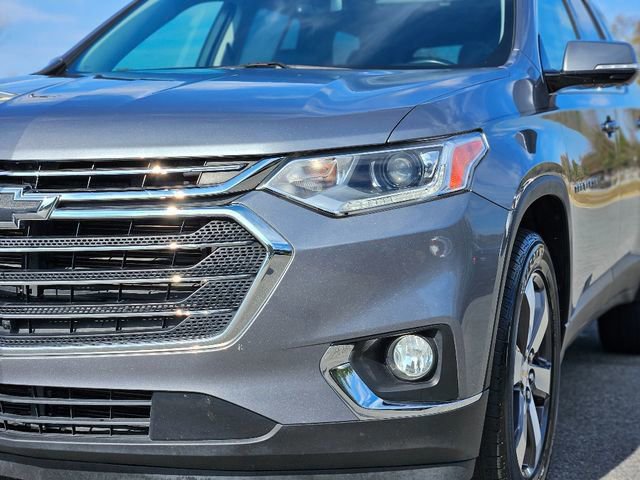 Used 2019 Chevrolet Traverse LT w/ LT Premium Package image 10