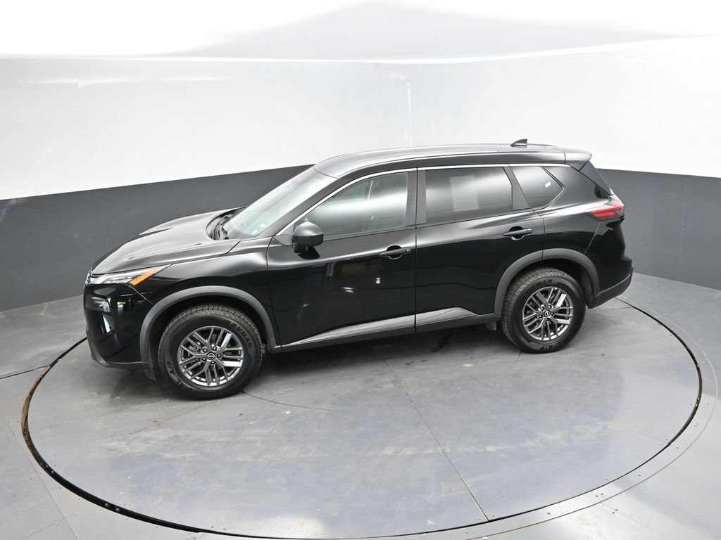 Used 2024 Nissan Rogue S AWD/4WD image 25