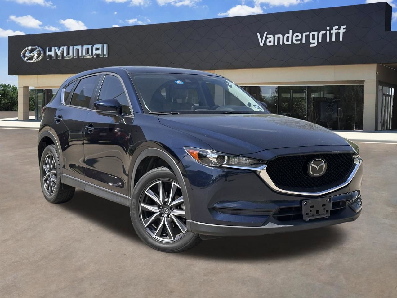 Used 2018 MAZDA CX-5 Touring w/ Preferred Equipment Package image 1