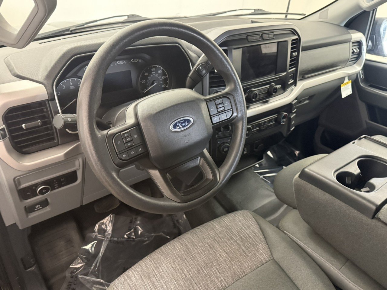 Used 2023 Ford F150 XLT w/ Trailer Tow Package AWD/4WD image 15