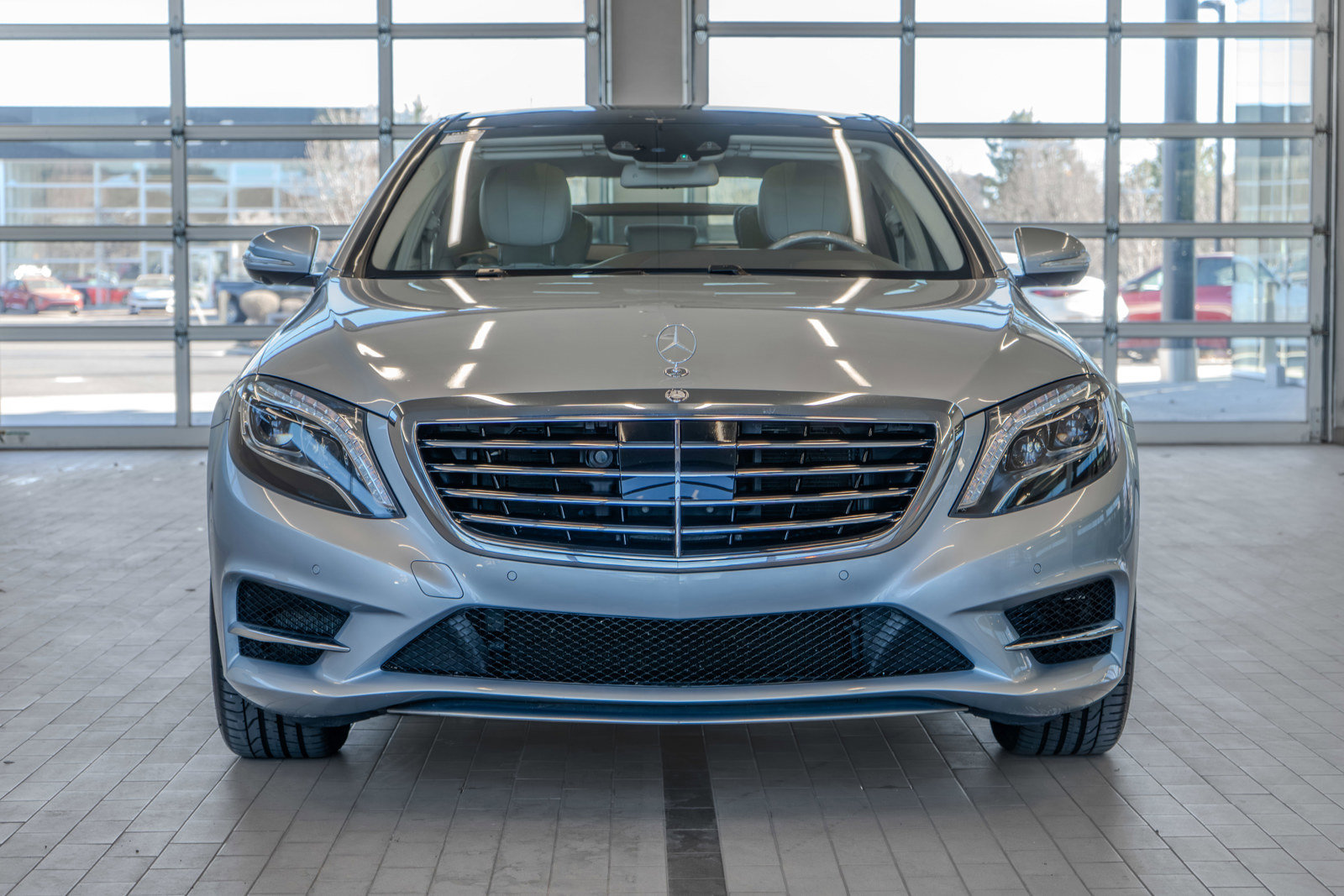 Used 2015 Mercedes-Benz S 550 Sedan image 11
