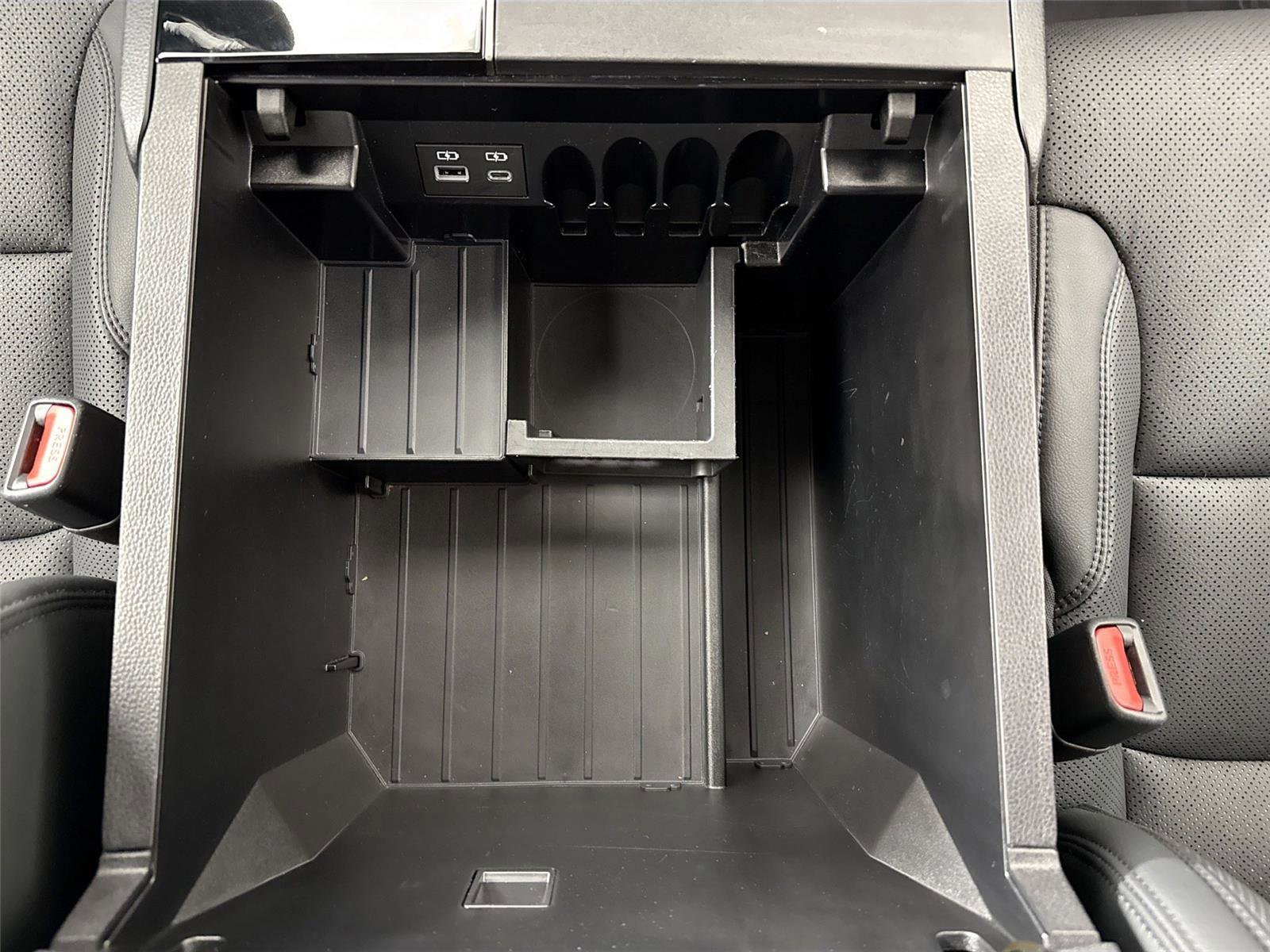 Certified 2025 Toyota Tundra SR5 w/ SR5 Premium Package image 32