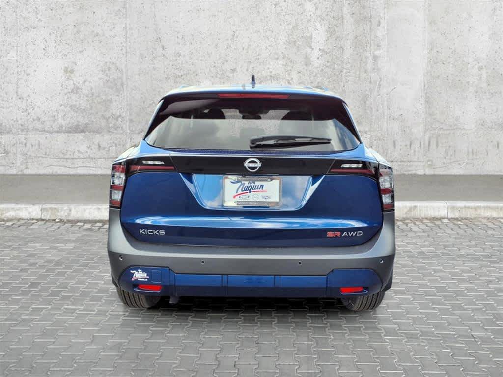 New 2025 Nissan Kicks SR image 32