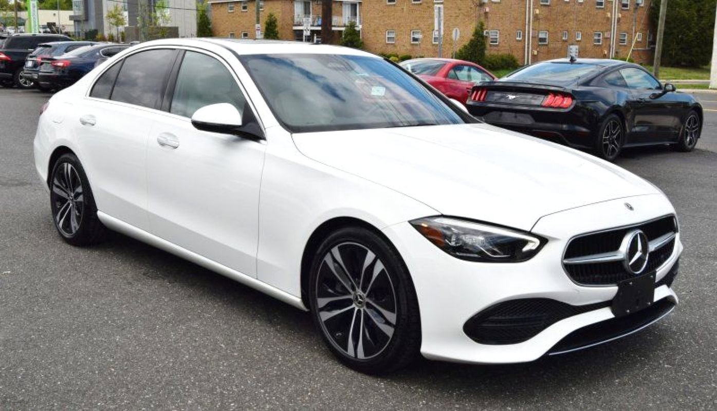 Used 2022 Mercedes-Benz C 300 4MATIC Sedan image 12