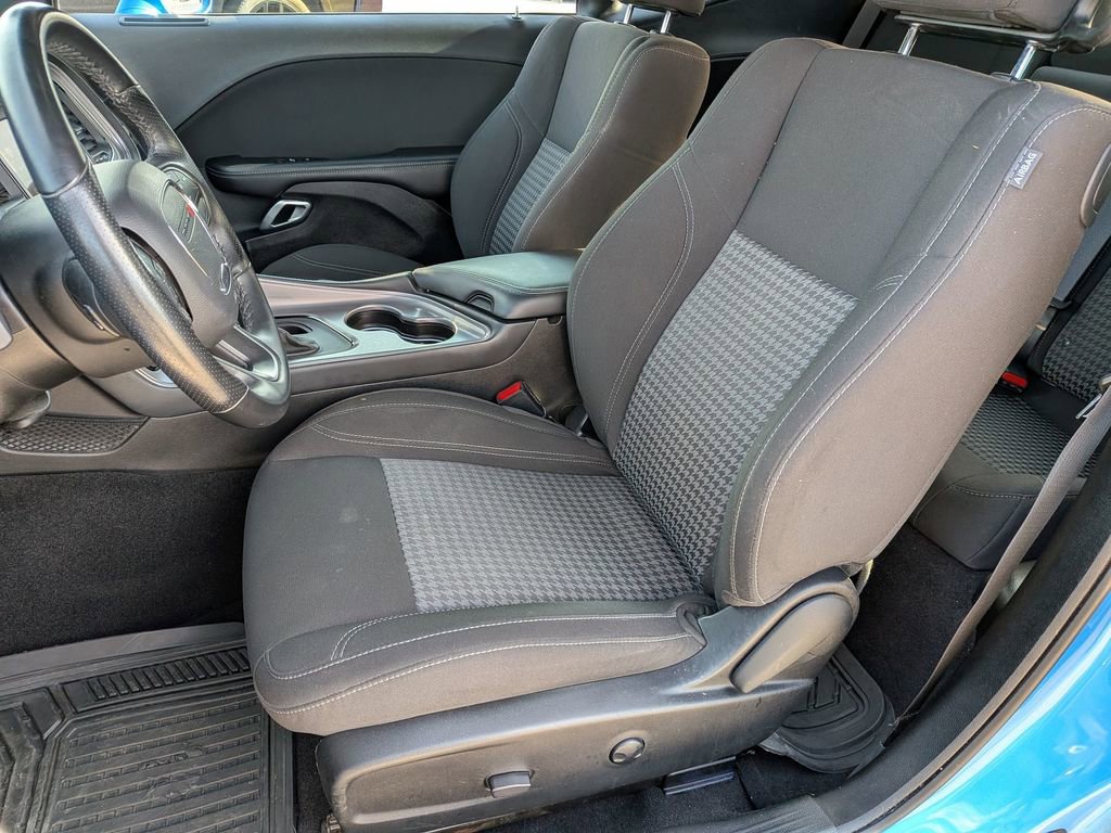 Used 2023 Dodge Challenger SXT w/ Blacktop Package image 12