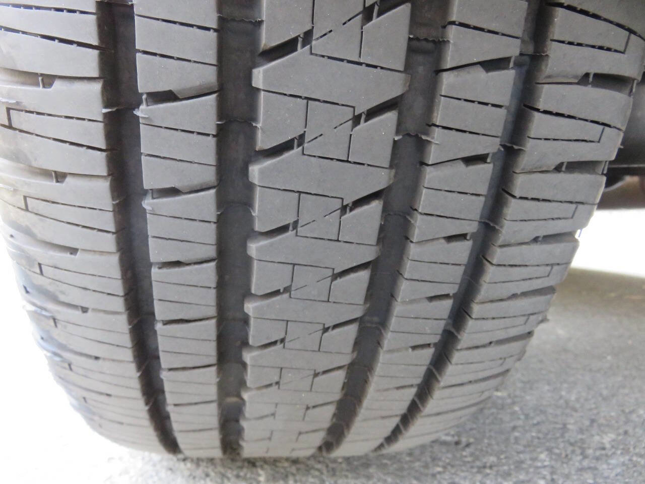 Used 2016 Toyota Sequoia Platinum image 37