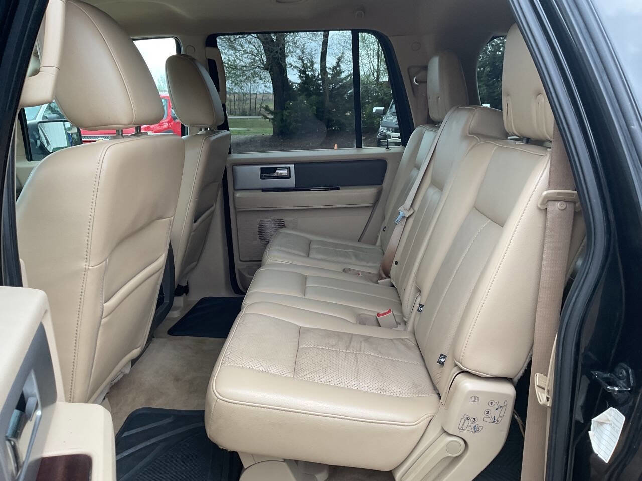 Used 2014 Ford Expedition EL XLT w/ Equipment Group 202A image 13