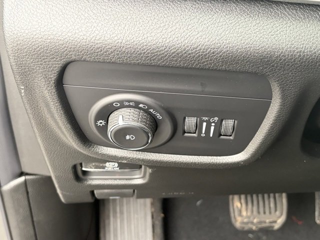 New 2026 Jeep Grand Cherokee Limited w/ Limited Altitude Package image 25