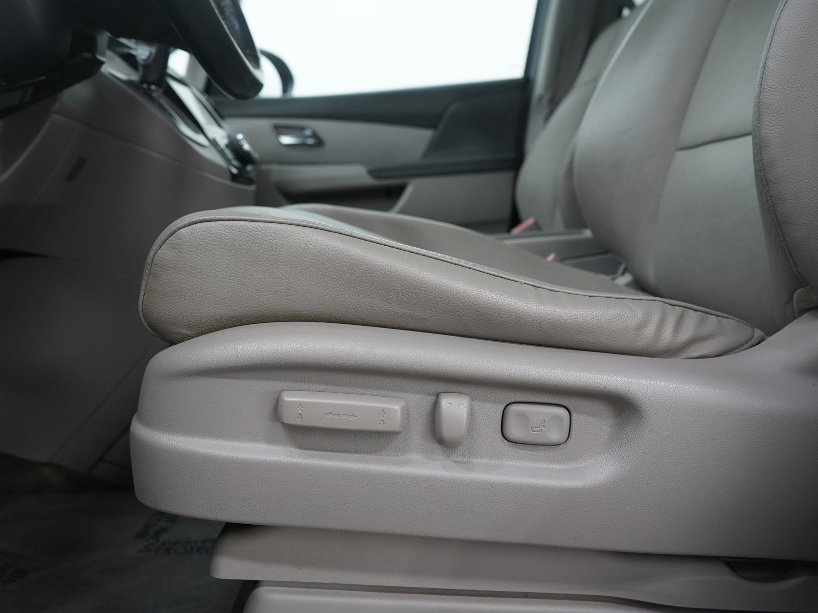 Used 2015 Honda Odyssey EX-L image 25