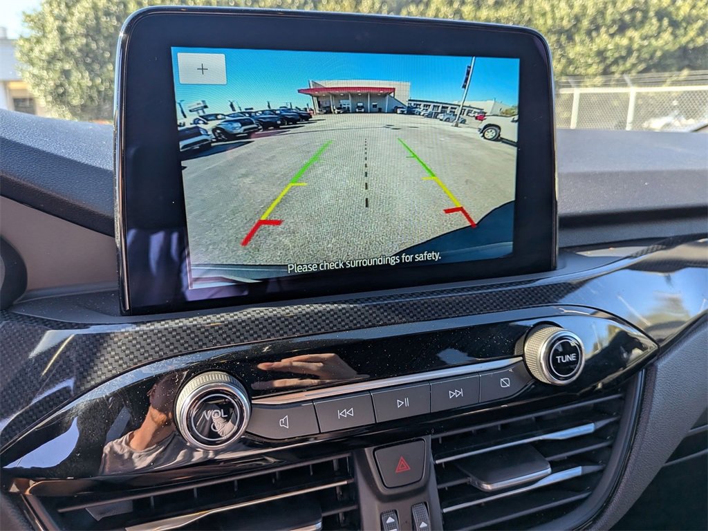 Used 2025 Ford Escape ST-Line image 19