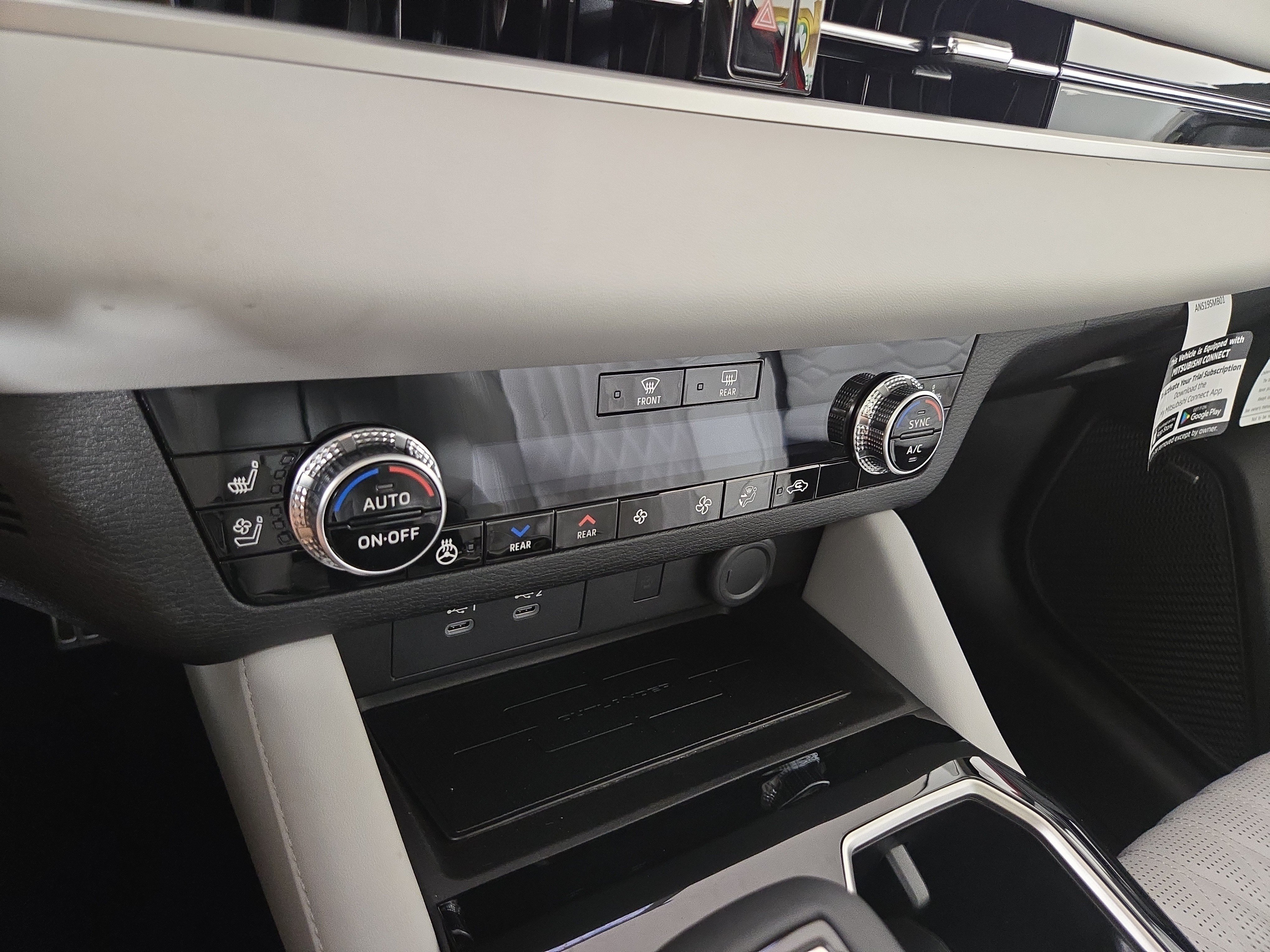 New 2026 Mitsubishi Outlander SEL FWD image 27