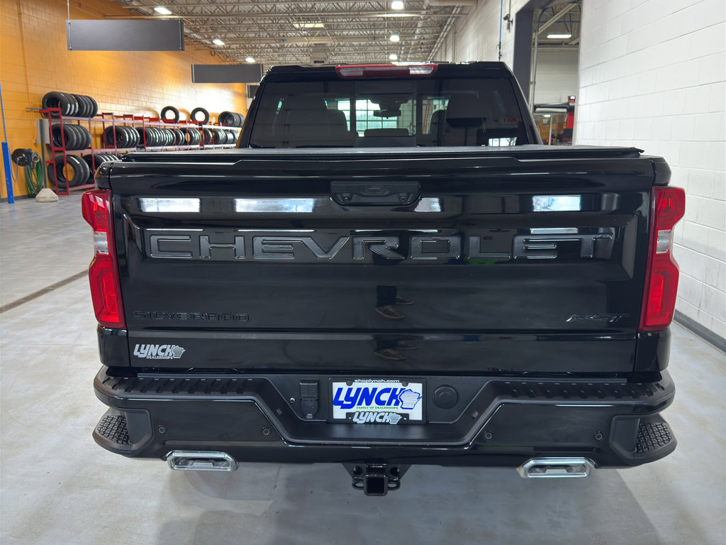 Used 2024 Chevrolet Silverado 1500 RST image 4